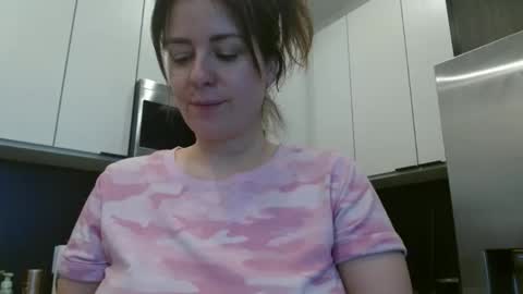 Hazel online show from 30, 3, 2026