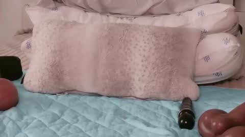 Hazeleo online show from 6, 10, 2025