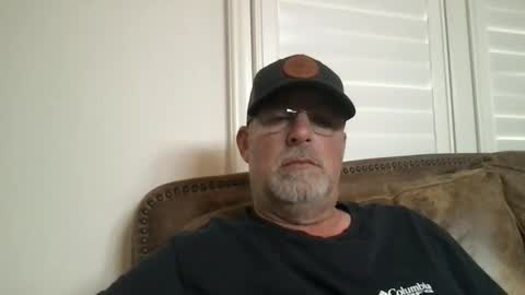 Snapshot of hdeuce22 chatting on 6, 5, 2026 Hdeuce22 online show from 6, 5, 2026