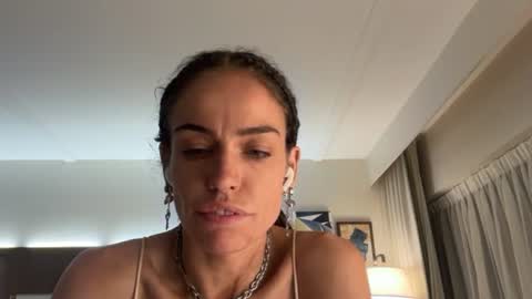 Hallie online show from 20, 6, 2026