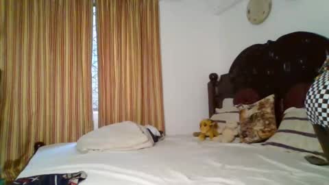 Snapshot of heart_star chatting on 12, 6, 2026 heart_star online show from 12, 6, 2026