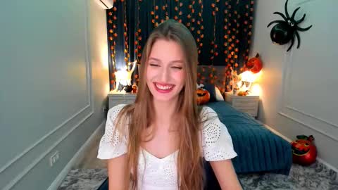 Snapshot of heartedlove_1 chatting on 10, 10, 2025 heartedlove_1 online show from 10, 10, 2025