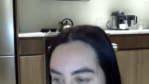 Snapshot of heatwavee chatting on 6, 1, 2025 heatwavee online show from 6, 1, 2025