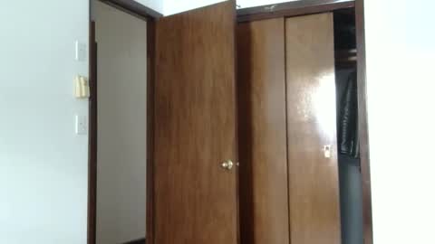 Snapshot of heatwavee chatting on 4, 12, 2025 heatwavee online show from 4, 12, 2025