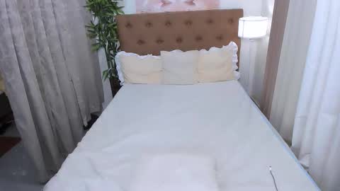 Goddess Heaven online show from 15, 10, 2025