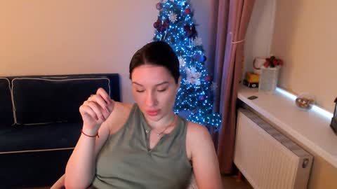 Snapshot of heaven_chloe chatting on 26, 1, 2025 Heaven girl online show from 26, 1, 2025