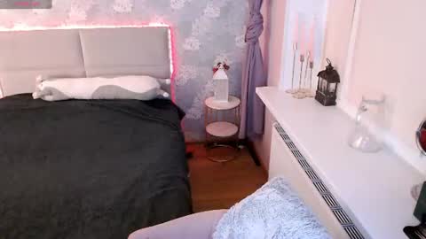 Snapshot of heaven_chloe chatting on 27, 7, 2026 Heaven girl online show from 27, 7, 2026