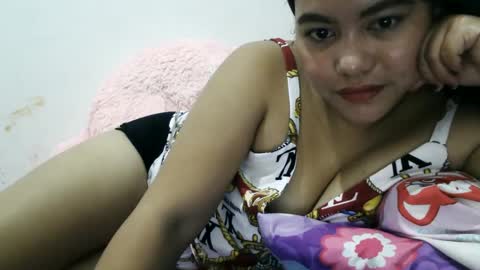 Snapshot of heavenlyeyes69 chatting on 6, 2, 2025 heavenlyeyes69 online show from 6, 2, 2025