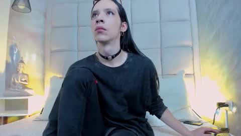 Keira Hecate online show from 10, 11, 2025