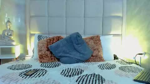 Keira Hecate online show from 9, 2, 2026