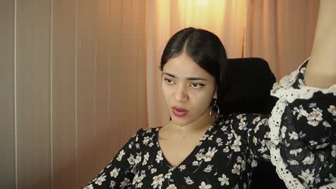 Snapshot of hecate333 chatting on 8, 2, 2025 hecate333 online show from 8, 2, 2025