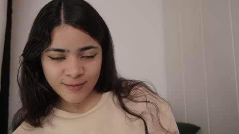 Snapshot of hecate333 chatting on 18, 2, 2025 hecate333 online show from 18, 2, 2025