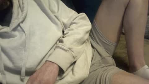 hecomesagain online show from 28, 4, 2026