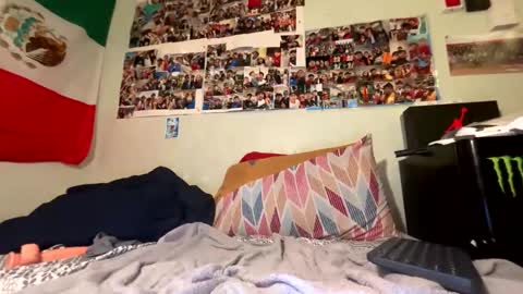 Snapshot of hectorsexyboy932374 chatting on 2, 6, 2026 Hector online show from 2, 6, 2026