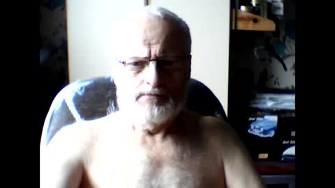 Snapshot of hedgehog61 chatting on 18, 10, 2025 hedgehog61 online show from 18, 10, 2025