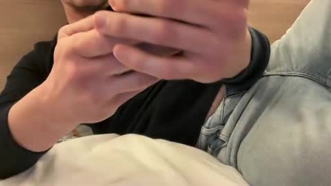 Snapshot of hedonistfr chatting on 15, 12, 2025 hedonistfr online show from 15, 12, 2025