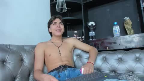 Snapshot of heellboy_ chatting on 14, 11, 2025 heellboy_ online show from 14, 11, 2025