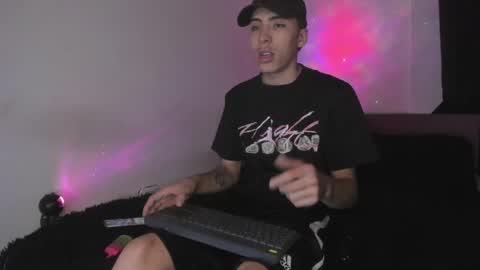 Snapshot of heellboy_ chatting on 23, 5, 2026 heellboy_ online show from 23, 5, 2026