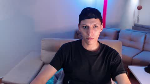 hefesto_69 online show from 4, 2, 2025