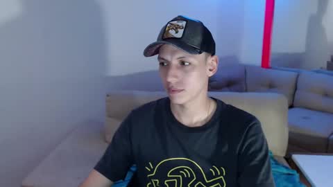 hefesto_69 online show from 5, 3, 2025