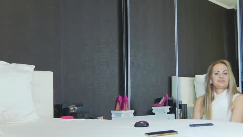 Helen online show from 2, 2, 2025