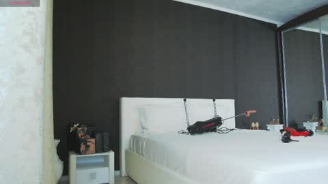 Snapshot of hefner_girl chatting on 1, 6, 2026 Helen online show from 1, 6, 2026