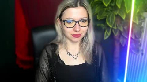 Snapshot of heidi_pleasure chatting on 27, 4, 2026 Heidi online show from 27, 4, 2026