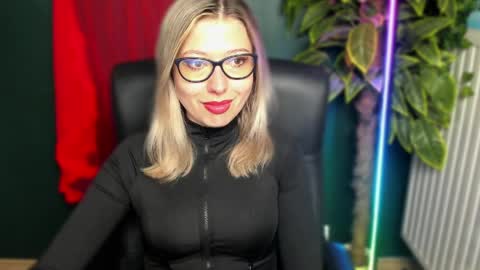 Snapshot of heidi_pleasure chatting on 2, 6, 2026 Heidi online show from 2, 6, 2026