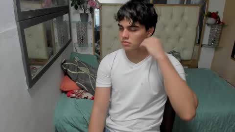 heiker_ online show from 20, 10, 2025