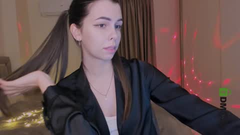 Heiley online show from 10, 3, 2025