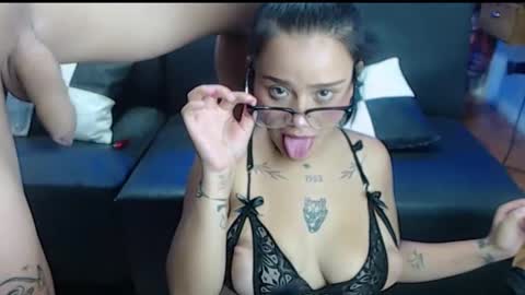 Snapshot of heinotlimits chatting on 4, 12, 2025 heinotlimits online show from 4, 12, 2025