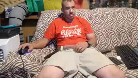 xxScubaStevexx online show from 12, 7, 2026