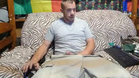 xxScubaStevexx online show from 14, 7, 2026