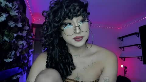 Heka Prudence online show from 19, 4, 2026