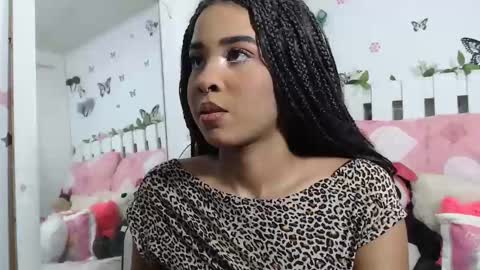 Snapshot of hela_sexy_xx chatting on 30, 5, 2026 hella online show from 30, 5, 2026