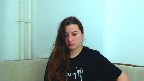 helen_adams_ online show from 7, 1, 2025