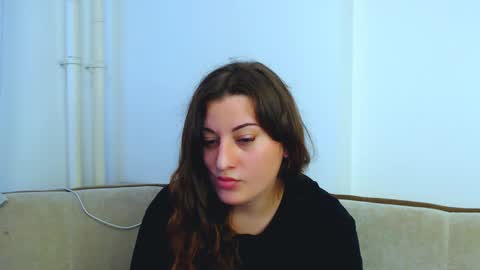 helen_adams_ online show from 9, 1, 2025