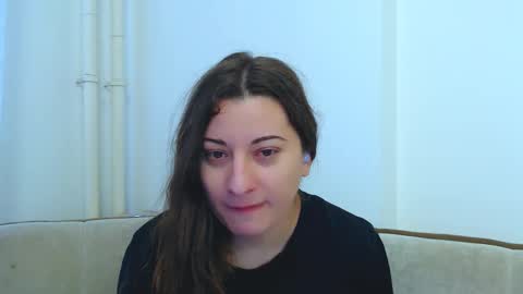 helen_adams_ online show from 5, 3, 2025