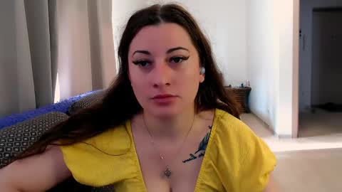 helen_adams_ online show from 9, 6, 2026