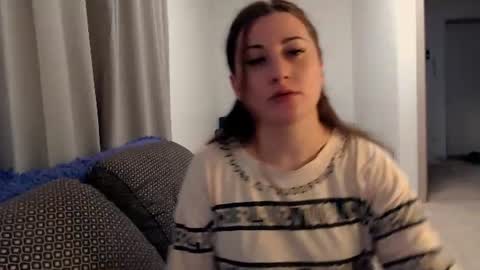 helen_adams_ online show from 17, 6, 2026