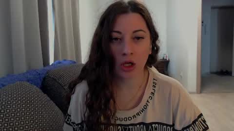 helen_adams_ online show from 8, 7, 2026
