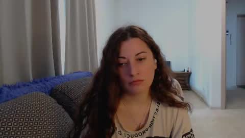 helen_adams_ online show from 14, 7, 2026