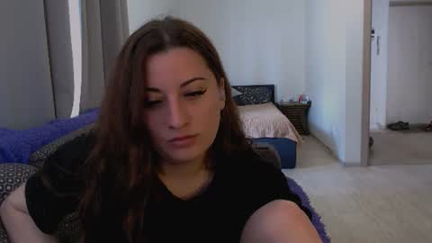 helen_adams_ online show from 3, 8, 2026