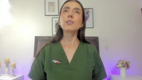 Snapshot of helen_mooree chatting on 31, 5, 2026 Helen online show from 31, 5, 2026