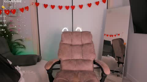 Helen online show from 27, 3, 2026