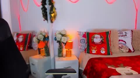 Helena Santos  online show from 15, 11, 2025