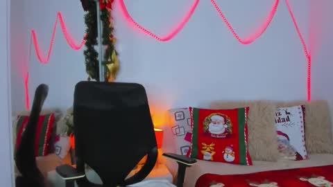 Helena Santos  online show from 16, 11, 2025