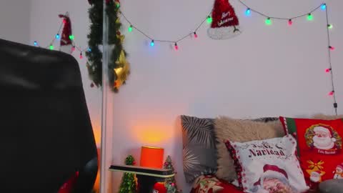 Helena Santos  online show from 14, 12, 2025