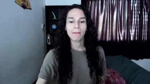 helena_spellman online show from 22, 4, 2026