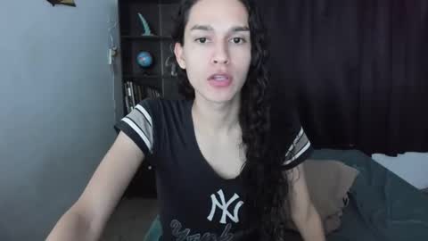 helena_spellman online show from 22, 5, 2026